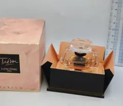 LANCOME ランコム Trésor トレゾア 香水 7.5ml 箱付きのサムネイル