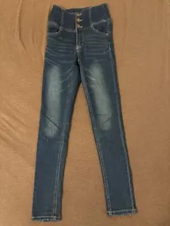 Item thumbnail for item 8e6a4583-950b-487c-8311-9e8412c63455