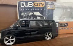 u*8様 DUB CITY ASTRO VAN ミニカーのサムネイル