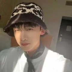 クラッシャーハット ビーニー ニットハット 防寒 ブラック y2k 帽子