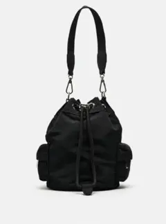 ZARA テクニカルファブリック ミニバケットバッグのサムネイル