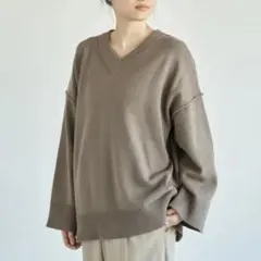 AMERICAN HOLIC ブラウン Vネック セーター