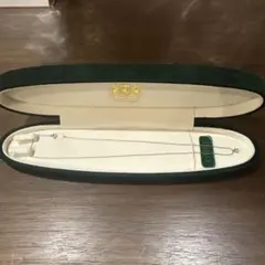 ホワイトゴールド ネックレス
