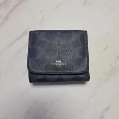 c*e様 COACH ネイビー 三つ折り財布