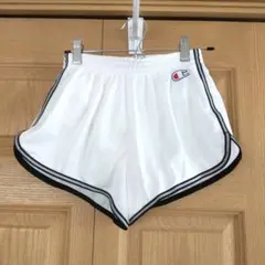 Champion 陸上 ランニングパンツ　ショートパンツ　Lサイズ　インナー付のサムネイル