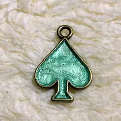 Item thumbnail for item b3973334-f4a9-48b1-8d05-2520d0acfef7