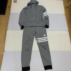 【良品】adidas ジャージ セットアップ グレーのサムネイル