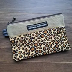 デニムリメイクポーチ☆マルチポーチ☆フラットポーチ☆レオパード