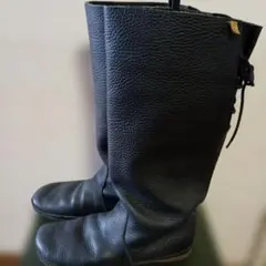 Item thumbnail for item e49628b5-3610-4ff9-bbaa-d70f852e5c3e