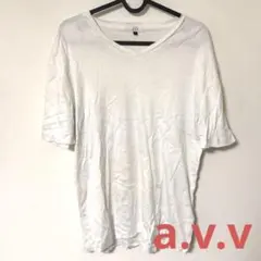 a.v.v Vネック 白 Tシャツ