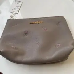 メゾンドフルール　ローズ刺繍ポーチ