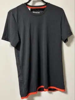 アディダス　ダークグレー Tシャツ
