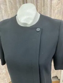 ブラックフォーマルワンピース　9号　日本製です。改まった席にいかがでしょうか