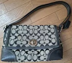 COACH コーチ シグネチャー ターンロック ワンショルダー バッグ 黒