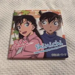 名探偵コナン　工藤新一&毛利蘭　スクエア缶バッチ