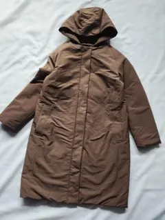 ユニクロ　ハイブリッドダウンコクーンコート