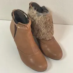 美品 cava cava サイドゴア 2WAYショートブーツ ファー付 24.5