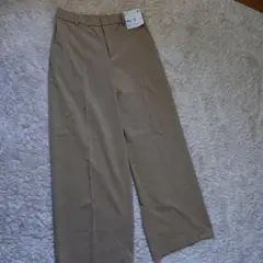 【UNIQLO 】感動ワイドパンツ L ベージュ