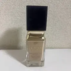 クレ・ド・ポー ボーテ　タンフリュイドエクラ　ナチュレル　オークル10