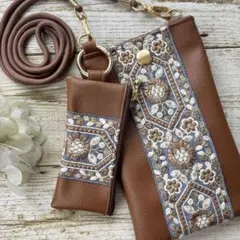インド刺繍リボン×フェイクレザー♡ミニポーチ付きスマホショルダー