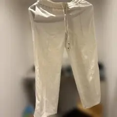 GU ホワイトカジュアルパンツ ゴムウエスト