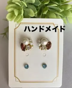 【ハンドメイド】　コットンパールとクリスタルのピアス　クリスタルのピアス