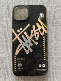 Stussy iPhone 15 Plus 用ケース グラデーションロゴ
