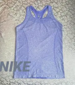 NIKE タンクトップ