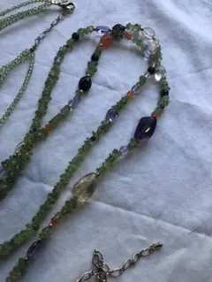 ネックレス3連、ロング、ブレスレット単品でもどうぞ天然石です。