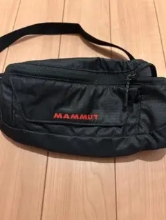 MAMMUT ボディバッグ ブラック　マムート　アークテリクス　ノースフェイス