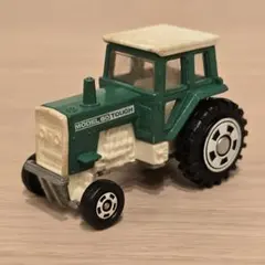 【トミカ/外国車シリーズ】No.F54 アメリカン ファーム トラクター 日本製のサムネイル