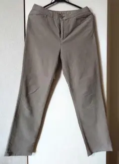 ユニクロ　パンツ　ウエスト67　股下68