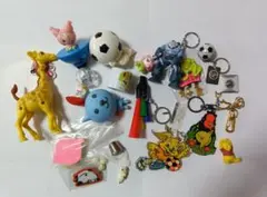 キャラクター フィギュア キーホルダー等の セット
