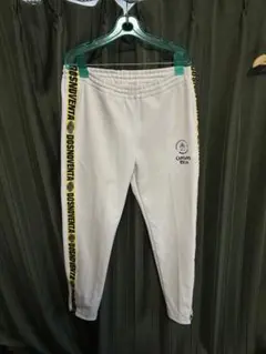 Item thumbnail for item 7e3c08a9-aee7-454a-9b3d-34c75967fc2d