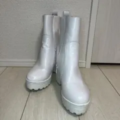 Item thumbnail for item 82e50326-26b5-4400-b3c7-898d859a10d9