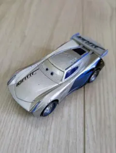 トミカ　カーズ　ジャクソンストーム　シルバーレーサータイプ　廃盤　希少