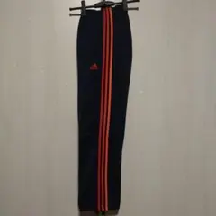 Item thumbnail for item 76f94d2e-60f1-4374-821f-0fb1ea67baee