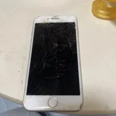 iPhone 7 シルバー 本体 画面ひび割れ