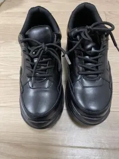 厚底 ブラック スニーカー