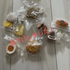 カプセルトイ フードマスコット おにぎり　天ぷらカレーパン　パン　8個セット