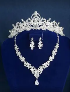 ティアラ 結婚式 ネックレス ピアス ブライダル3点セット