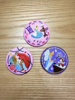ディズニー刺繍缶バッジ　3点セット