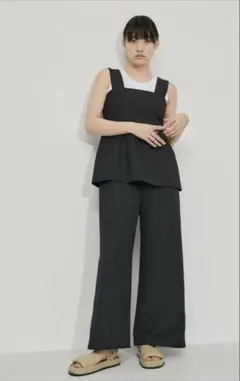 ★ADAM ET ROPÉ★アダムエロペ　ペプラムロンパース　サロペットのサムネイル