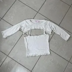 胸空きトップス キャミソール とショート七分袖