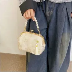 Item thumbnail for item d2428784-ec4a-4664-b346-a5a5e5e4ae27