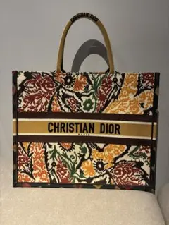 Christian Dior Book Tote ラージのサムネイル
