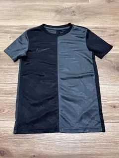 NIKE Dri-FIT 半袖Tシャツ ブラック×グレー XSのサムネイル