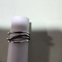 シルバー ツイストデザイン オープンリング