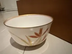 香蘭社金色縁取りの白磁湯飲み