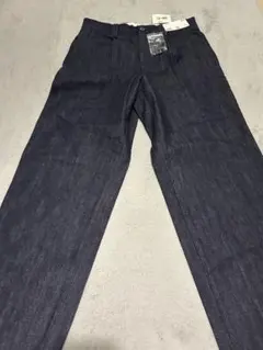 UNIQLO タックストレートパンツ ネイビー デニムパンツ ウエスト70cm